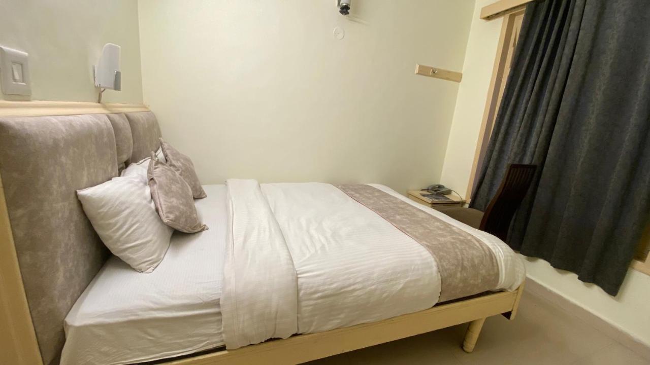 Hotel Meadows Manali Экстерьер фото