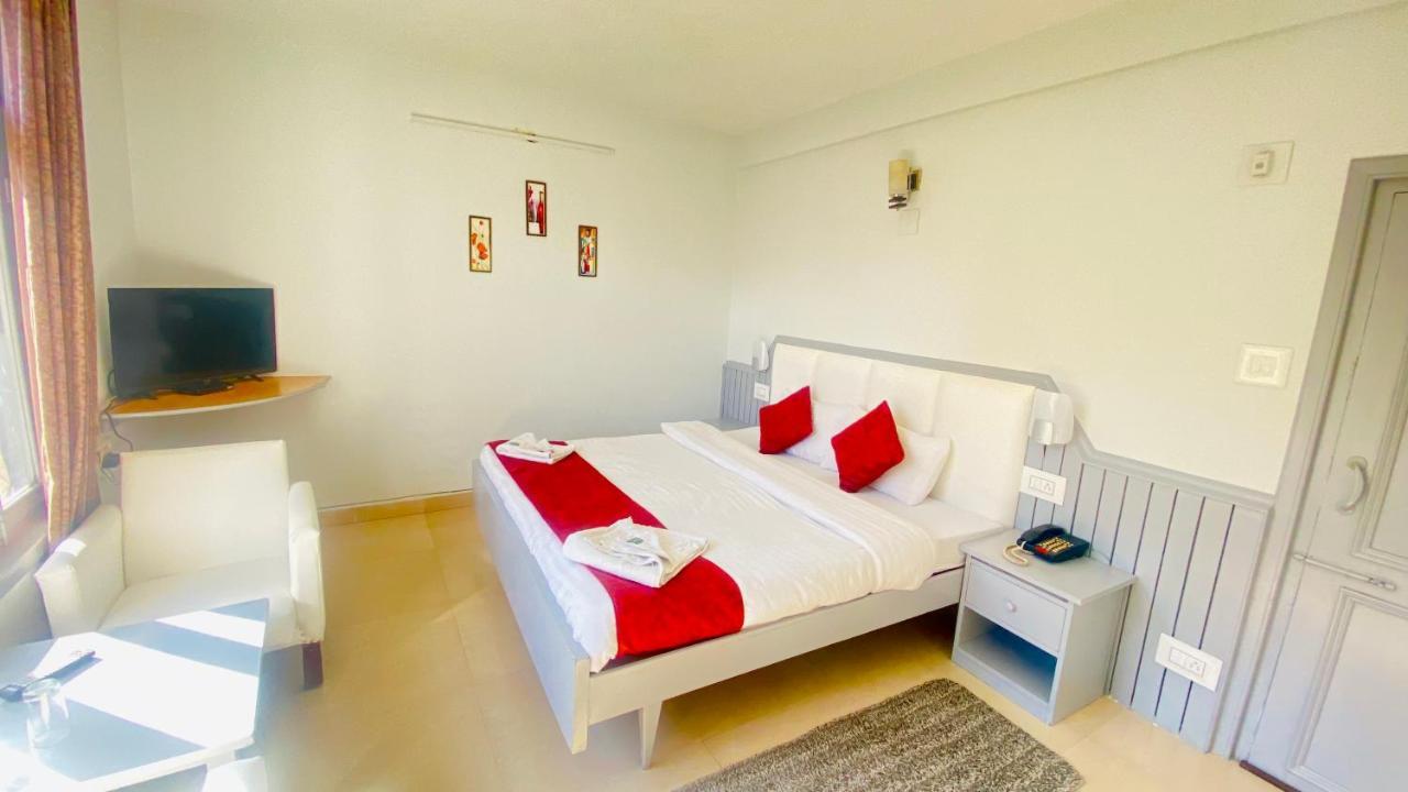 Hotel Meadows Manali Экстерьер фото