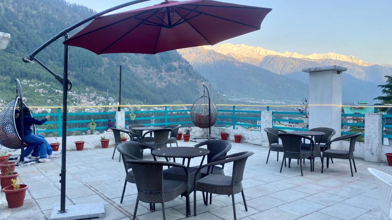 Hotel Meadows Manali Экстерьер фото