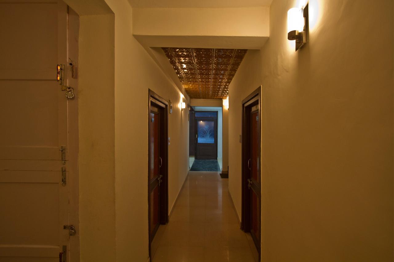 Hotel Meadows Manali Экстерьер фото